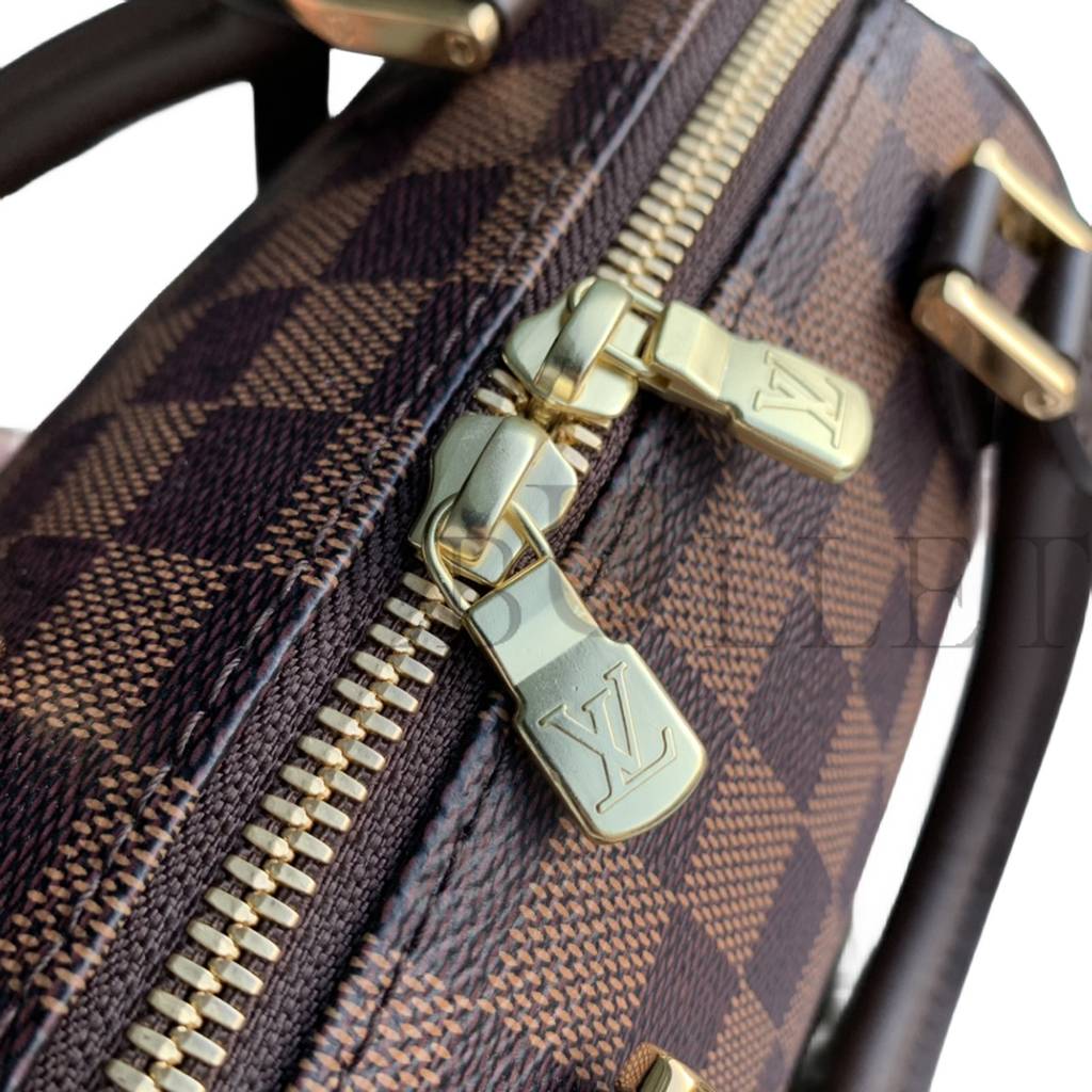 LOUIS VUITTON Shoulder Bags M50202 (23*13*14cm)